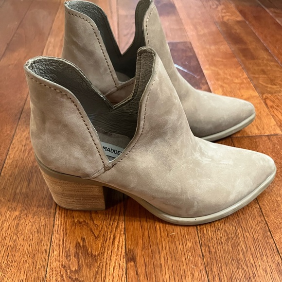 Petra Open Side Bootie - Picture 1 of 6